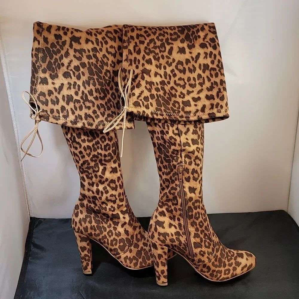BRAND NEW WILD DIVA LOUNGS ANIMAL PRINT POINTED TOE TALL BOOT - Picture 4 of 16